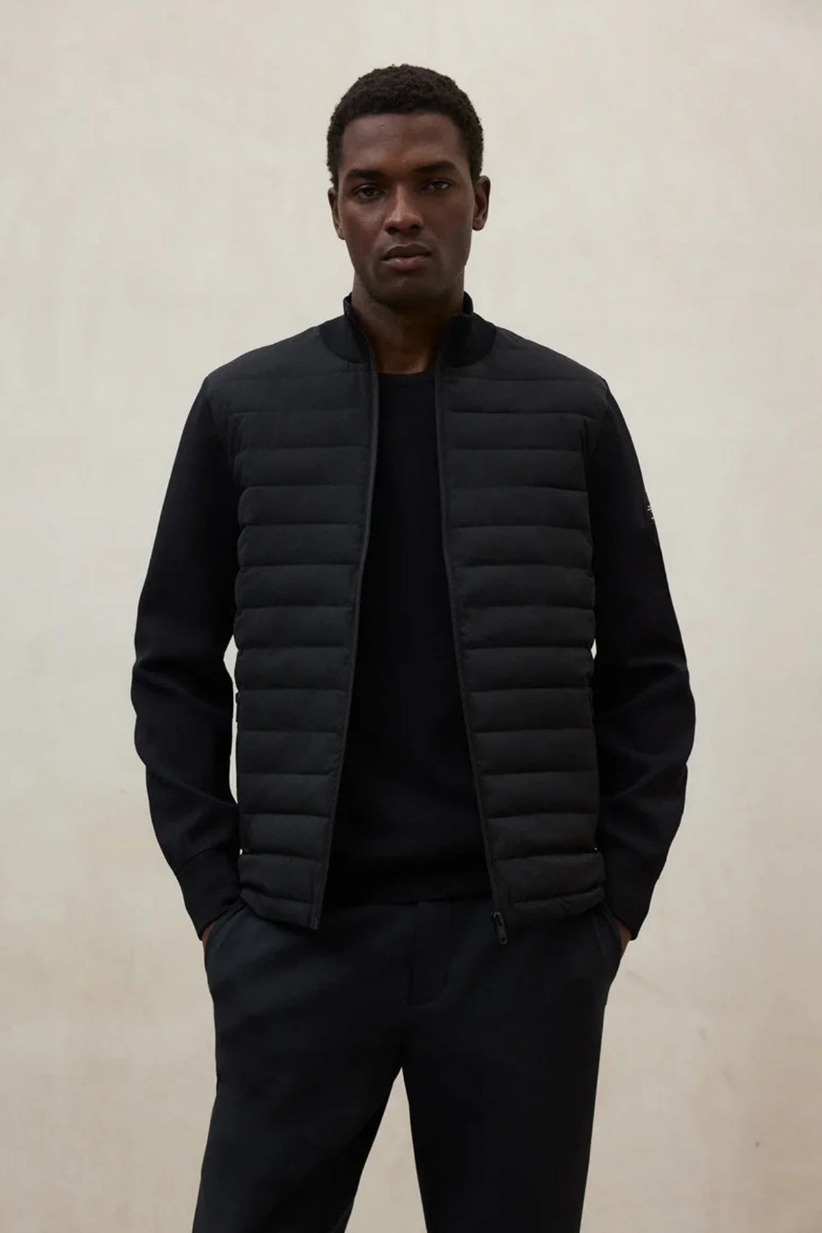 ECOALF MERU HYBRID en color NEGRO (2)