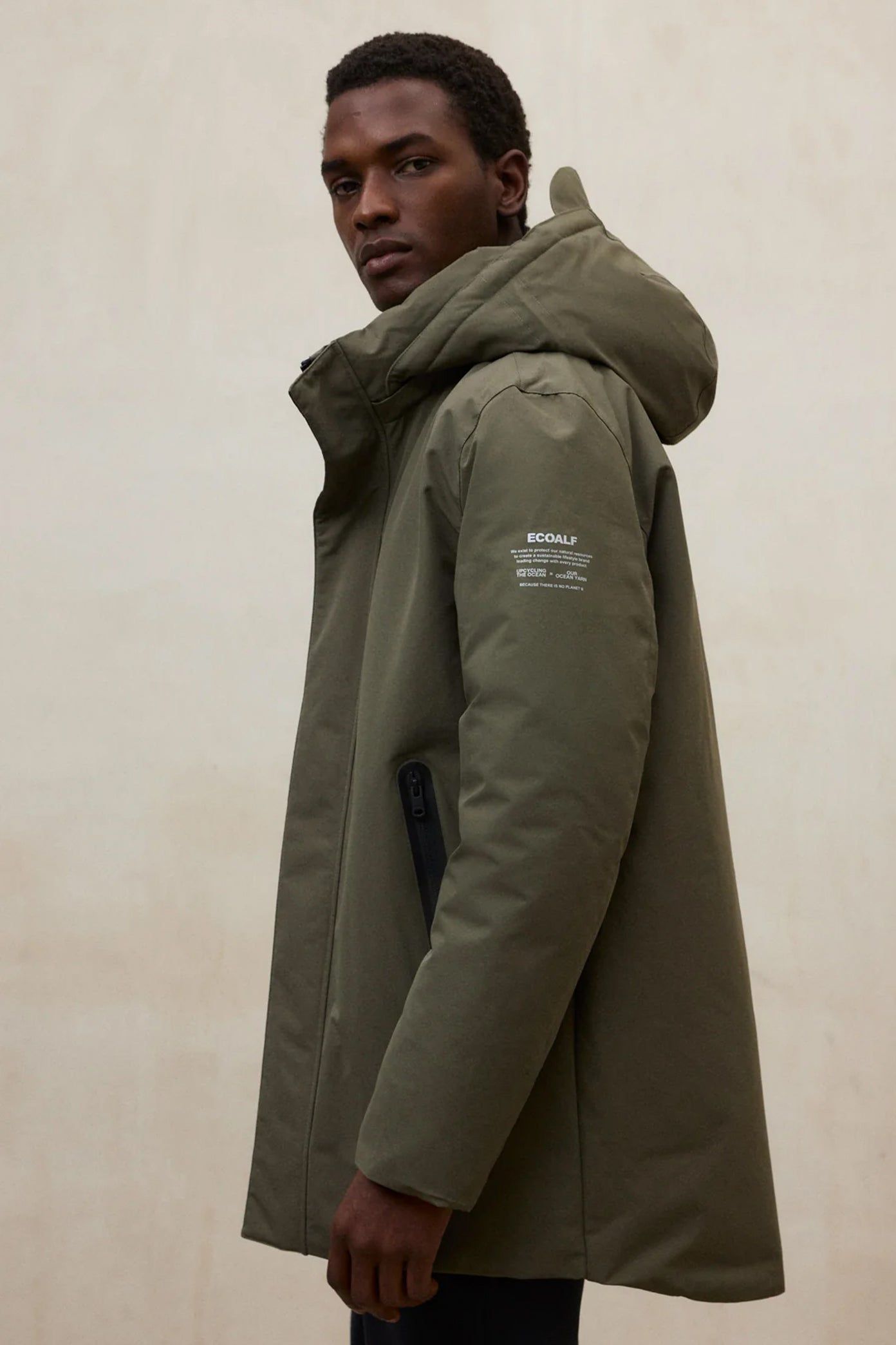 ECOALF PARKO JACKET MAN en color VERDE (2)