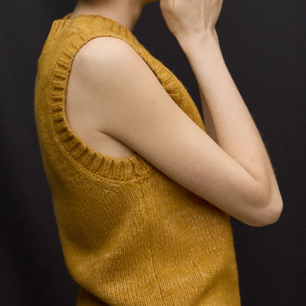 ECOALF MAPLE KNIT WOMAN en color AMARILLO (6)