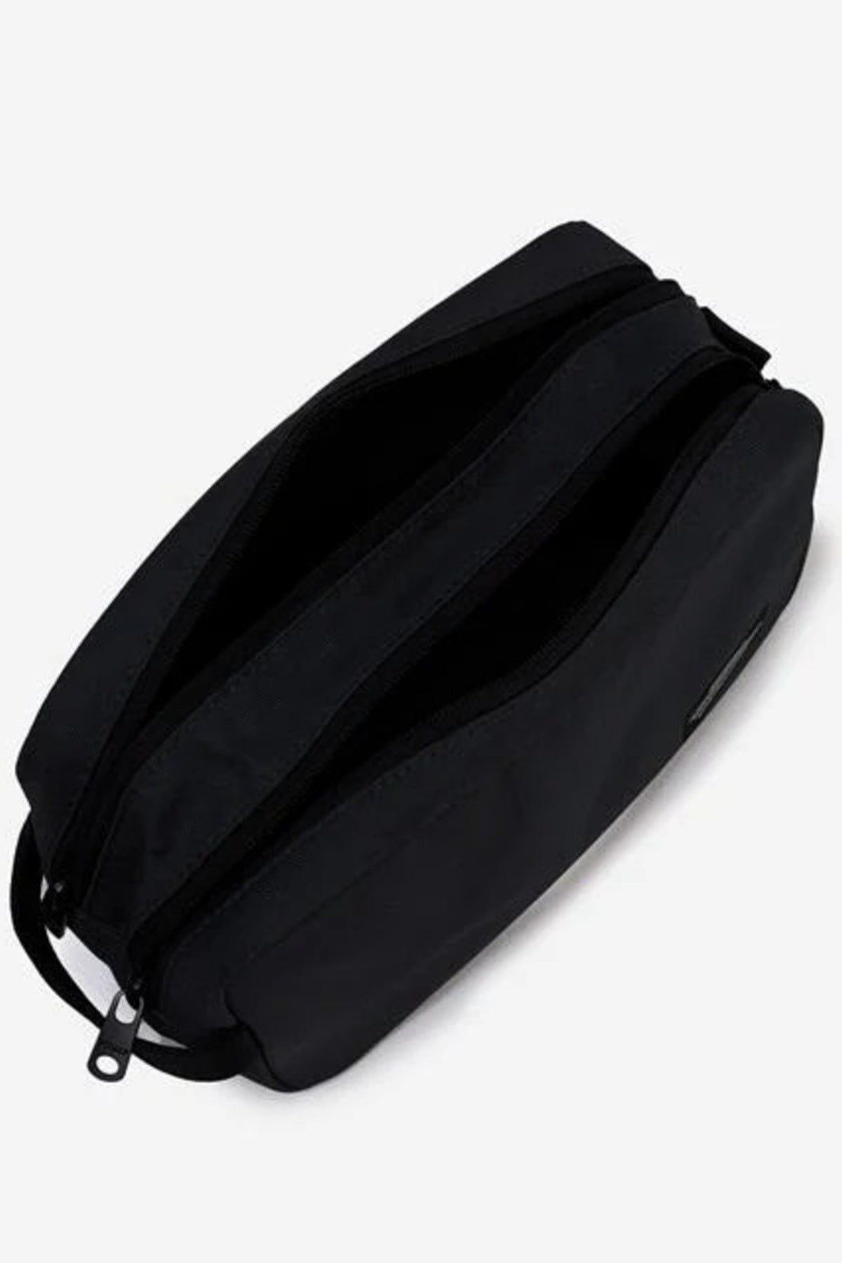 ECOALF SPORT VANITY CASE en color (2)