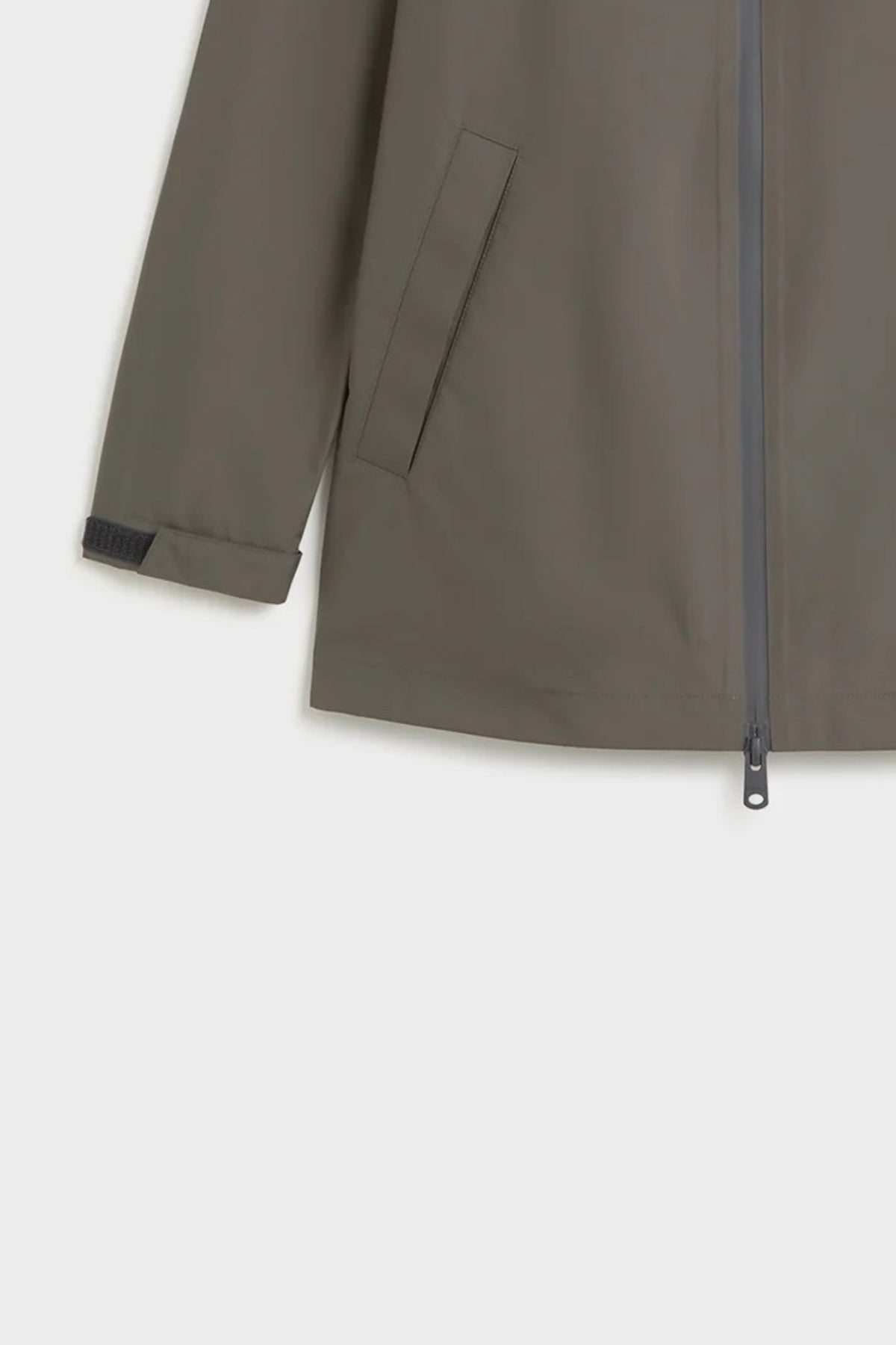 ECOALF DILUVIO JACKET en color VERDE (2)