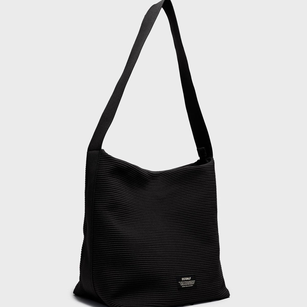 ECOALF TIKA BUCKET OTTO en color NEGRO (5)
