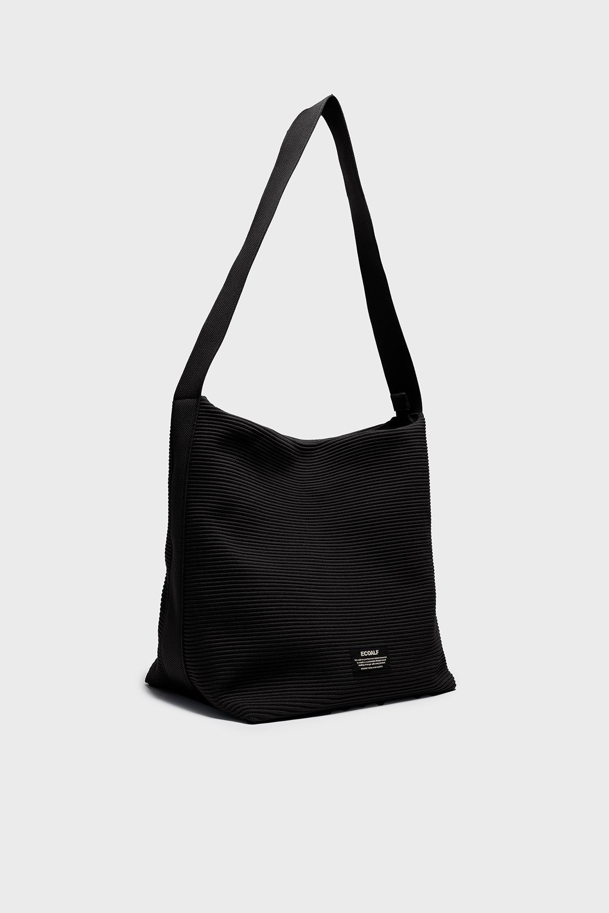 ECOALF TIKA BUCKET OTTO en color NEGRO (2)