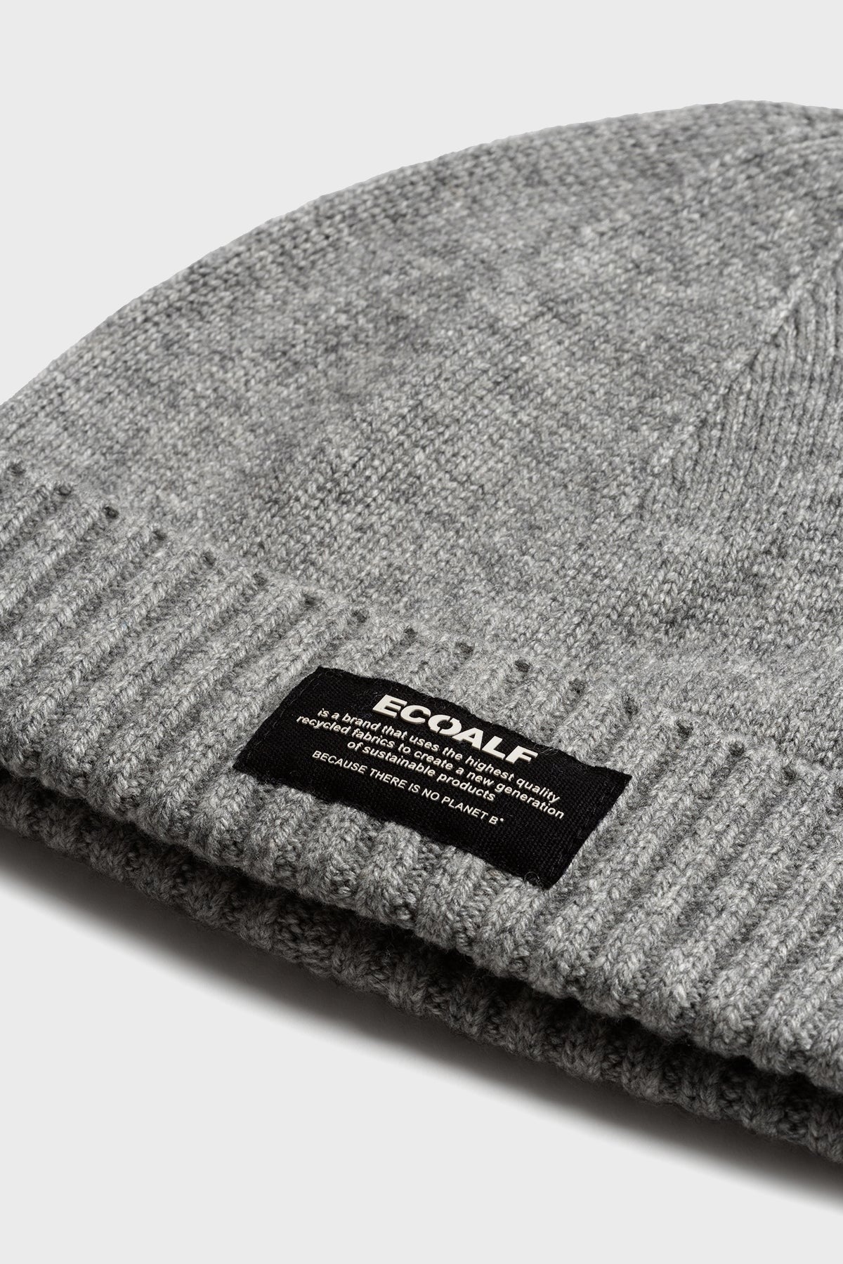 ECOALF JACQUES BEANIE en color (4)