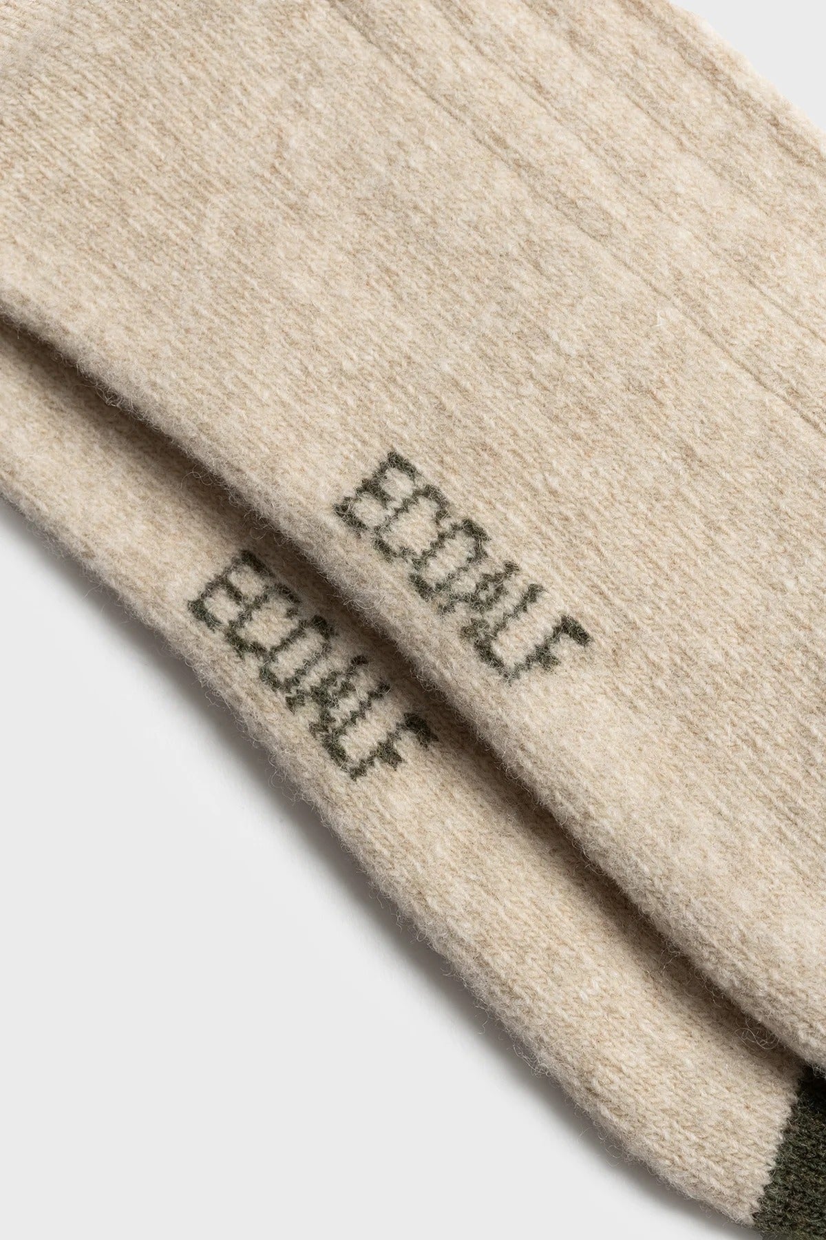 ECOALF MOUNTAIN SOCKS en color BEIS (3)