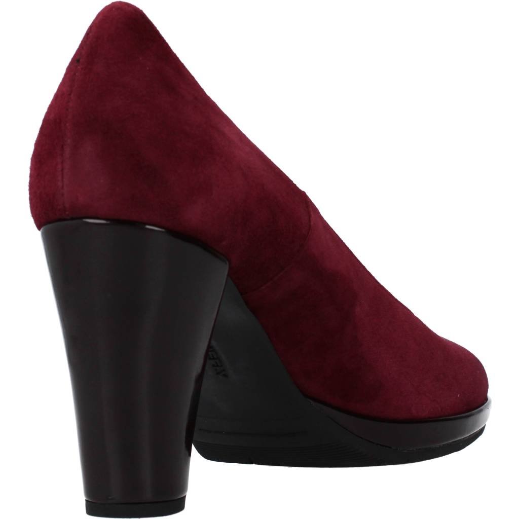 STONEFLY GRETA GOAT SUEDE en color VIOLETA (3)
