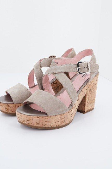 STONEFLY CAROL VELOUR en color GRIS (1)