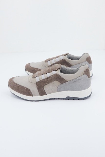 STONEFLY WHISPER M. en color MARRON (2)