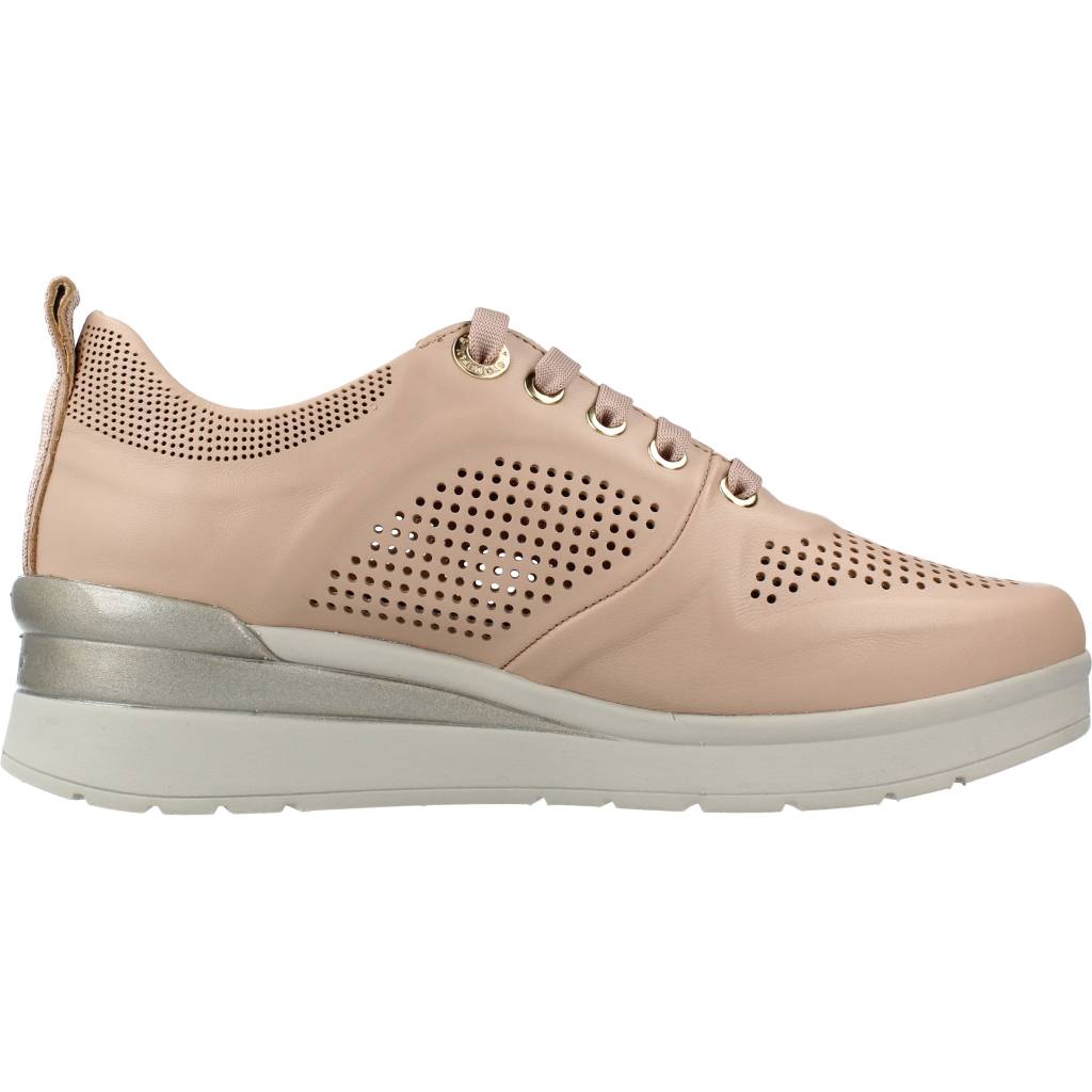 STONEFLY CREAM NAPPA LTH en color NUDE (4)
