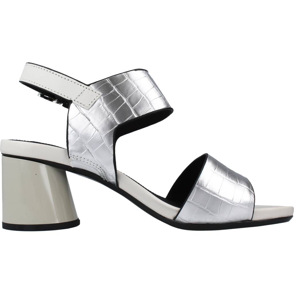 STONEFLY JENNY S.COCCO EMBOSSED en color PLATA (4)