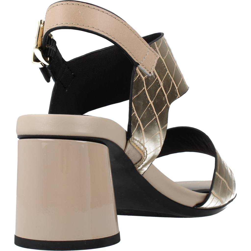 STONEFLY JENNY S.COCCO EMBOSSED en color ORO (3)