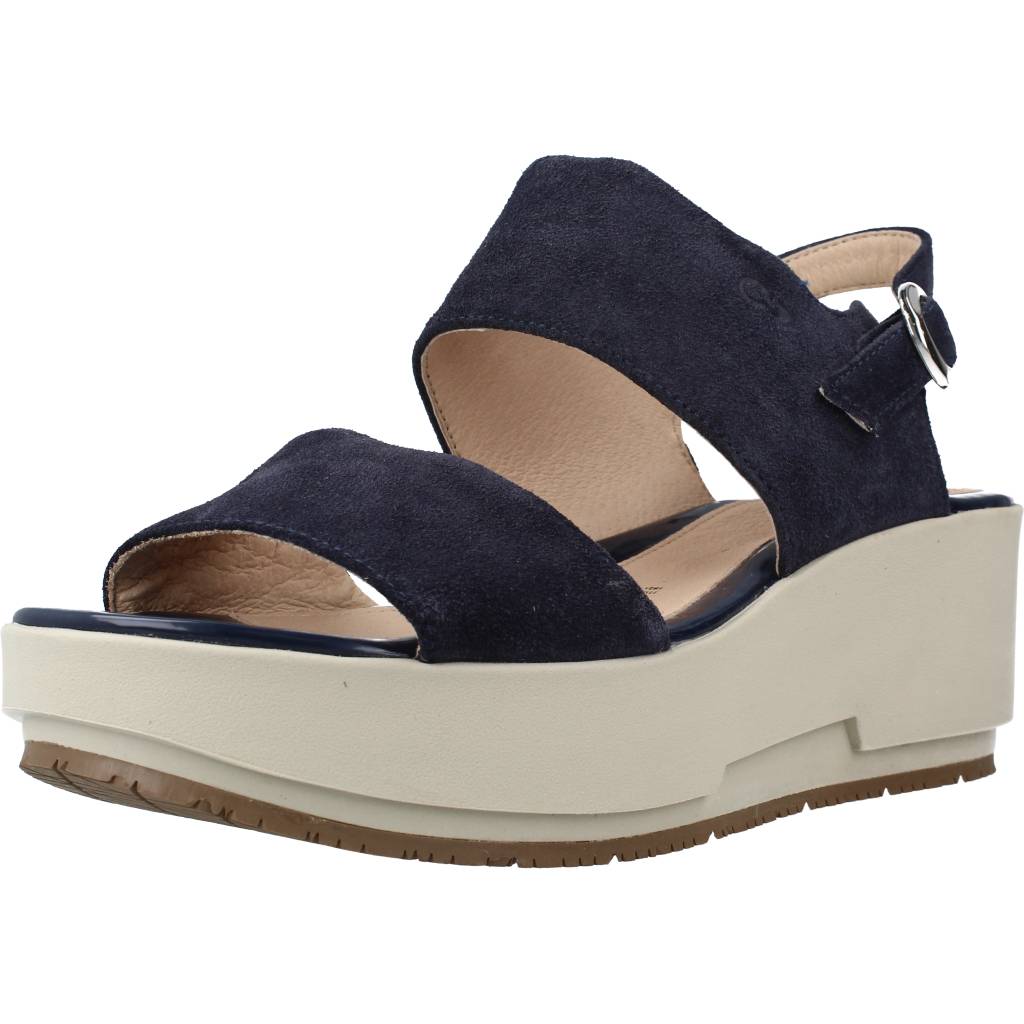 STONEFLY KETTY VELOUR en color AZUL (1)
