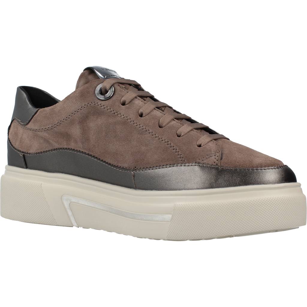 STONEFLY ALLEGRA en color MARRON (5)