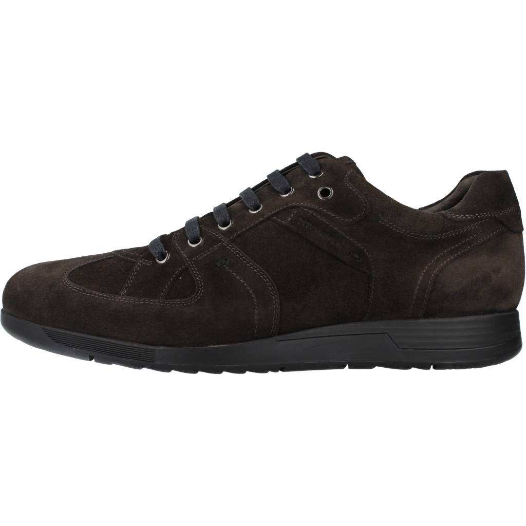 STONEFLY LONDON VELOUR en color MARRON (2)
