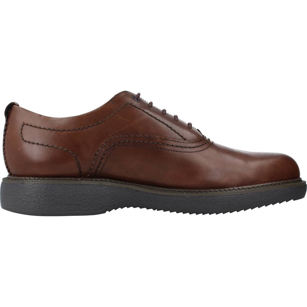 STONEFLY MUSK CALF en color MARRON (4)