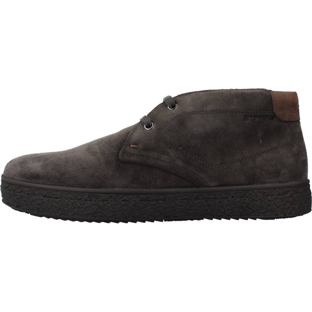STONEFLY VOYAGER VELOUR SHADE en color GRIS (2)