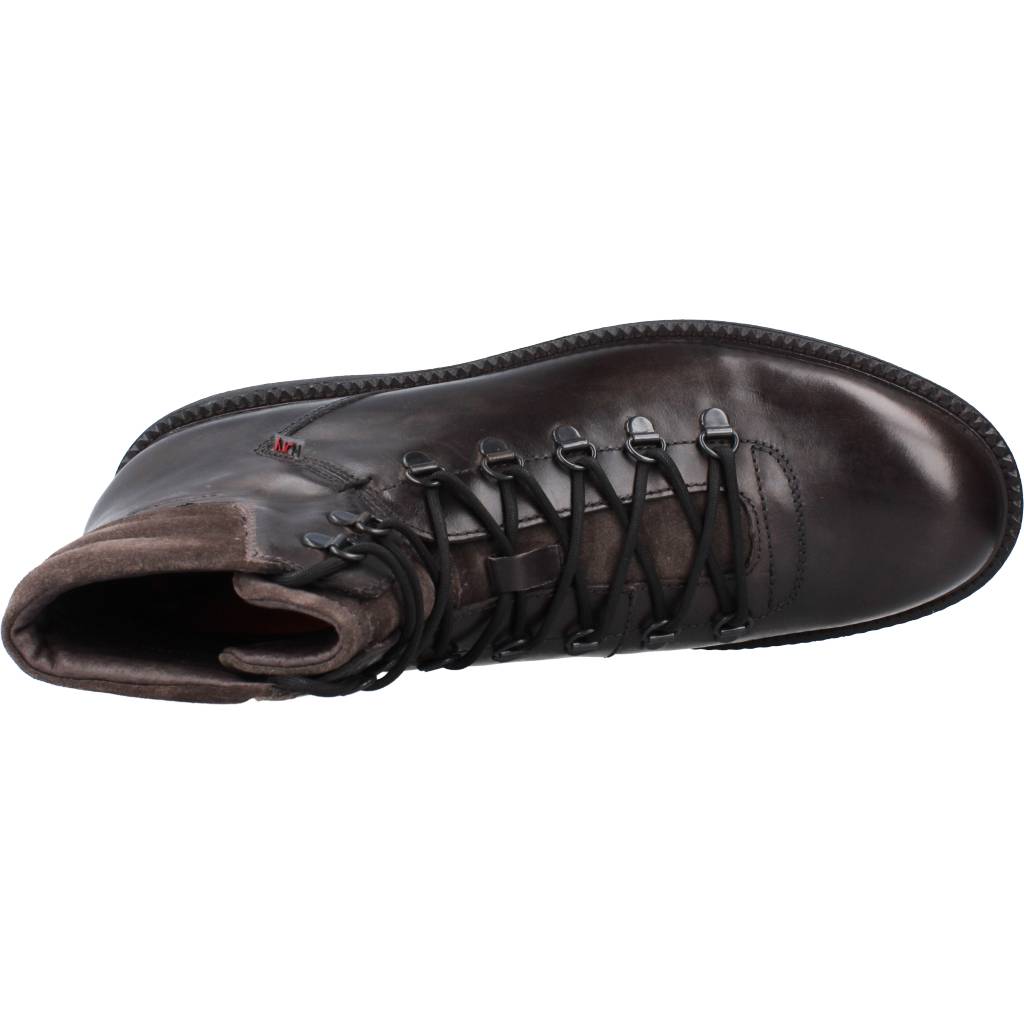 STONEFLY MUSK HDRY CALF en color MARRON (7)