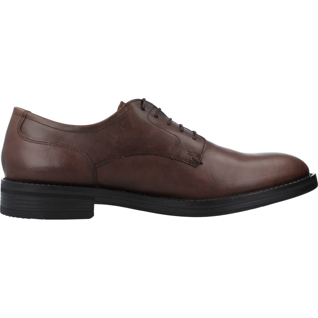 STONEFLY CARNABY CALF LTH en color MARRON (4)