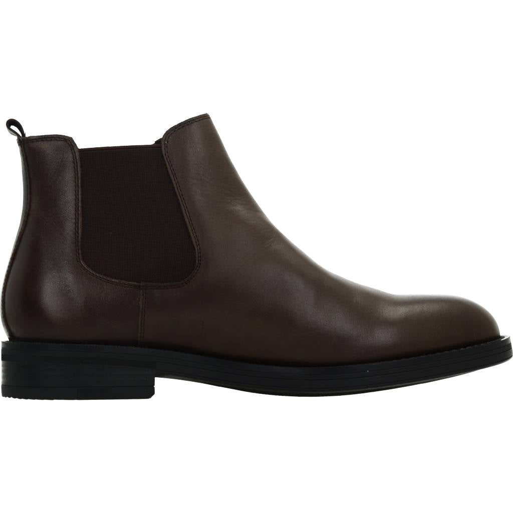 STONEFLY CARNABY CALF en color MARRON (4)