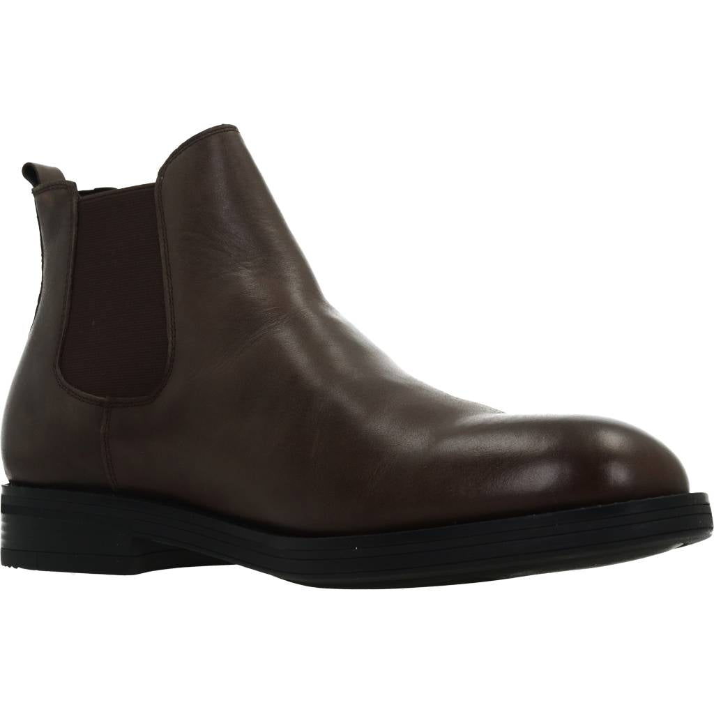 STONEFLY CARNABY CALF en color MARRON (5)