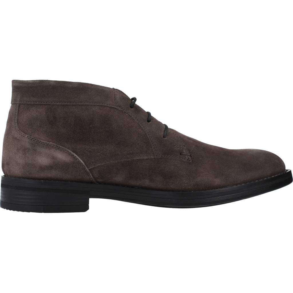 STONEFLY CARNABY VELOUR en color GRIS (4)