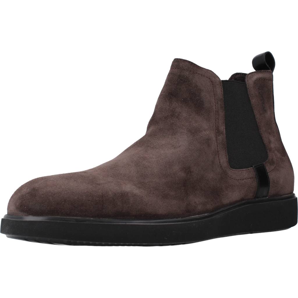 STONEFLY TOWN VELOUR en color MARRON (1)