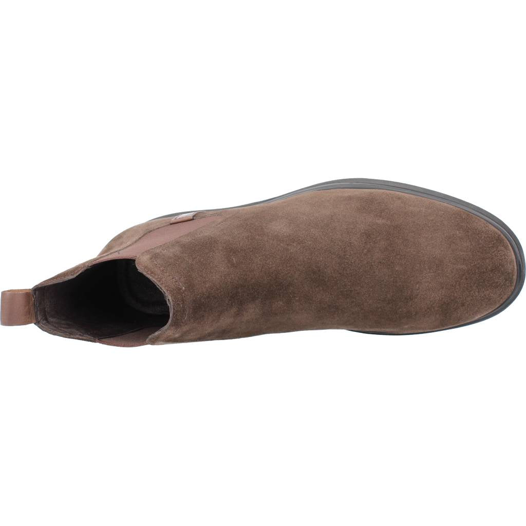 STONEFLY TOWN VELOUR en color MARRON (7)