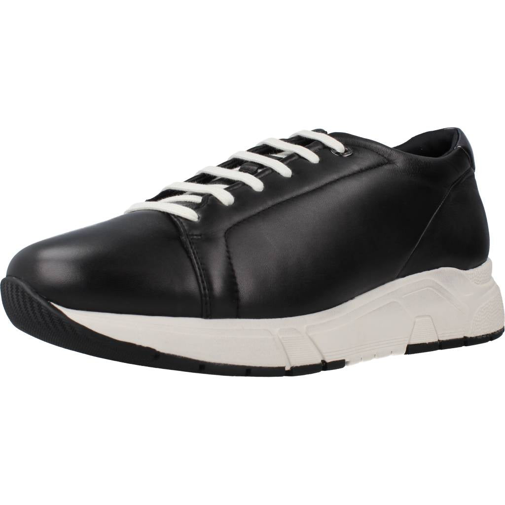 STONEFLY ACTION NAPPA en color NEGRO (1)