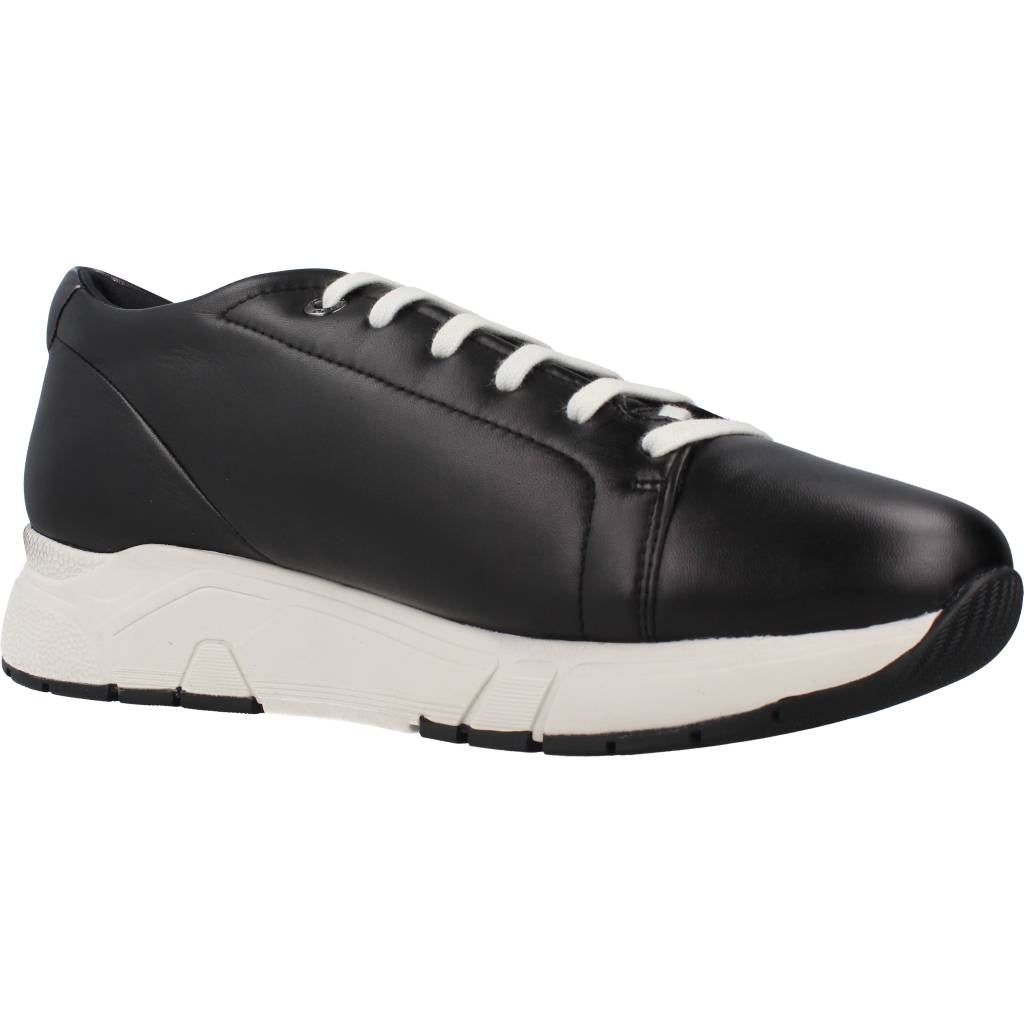 STONEFLY ACTION NAPPA en color NEGRO (5)