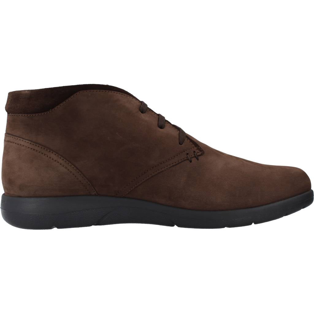 STONEFLY SPACE UP NABUK en color MARRON (4)