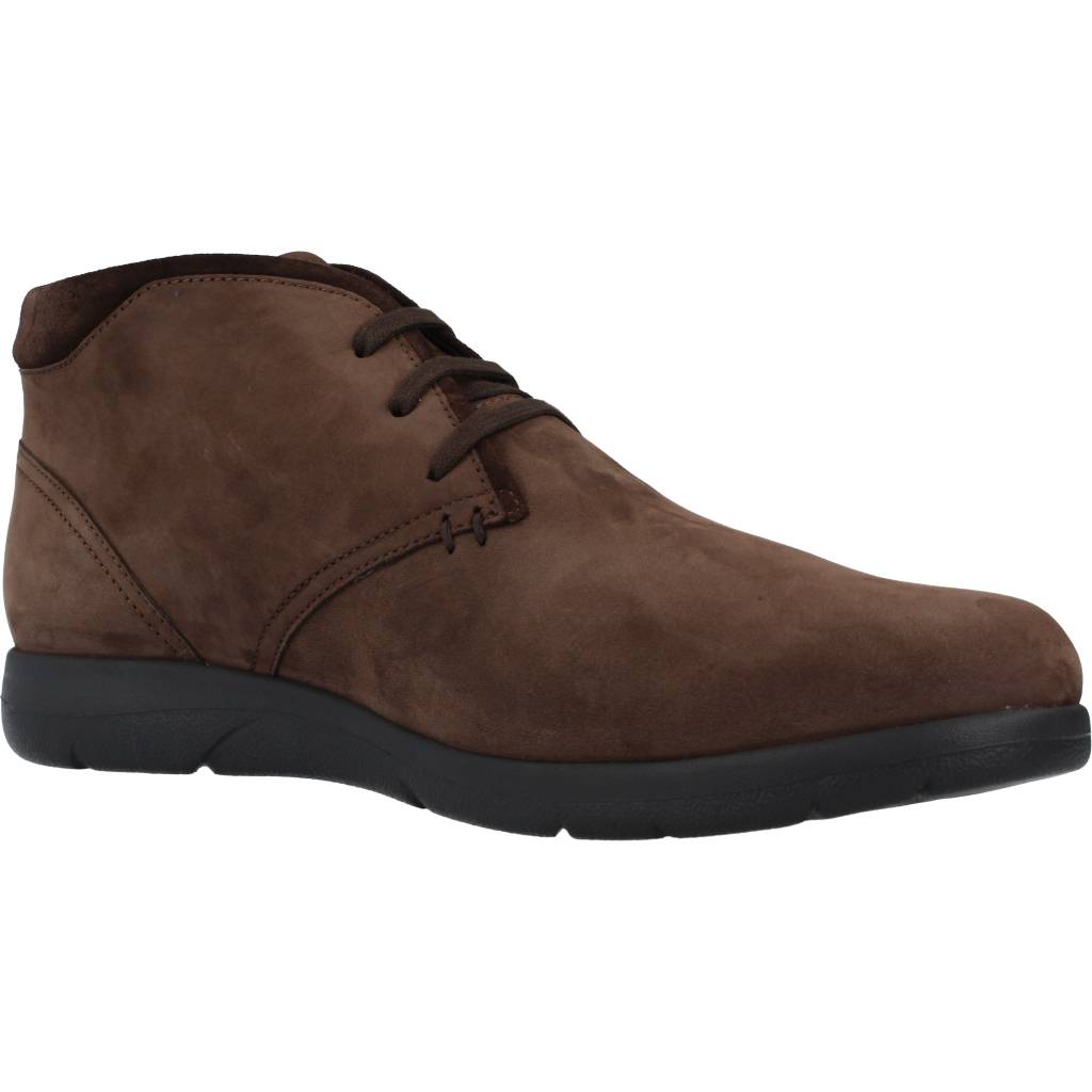 STONEFLY SPACE UP NABUK en color MARRON (5)