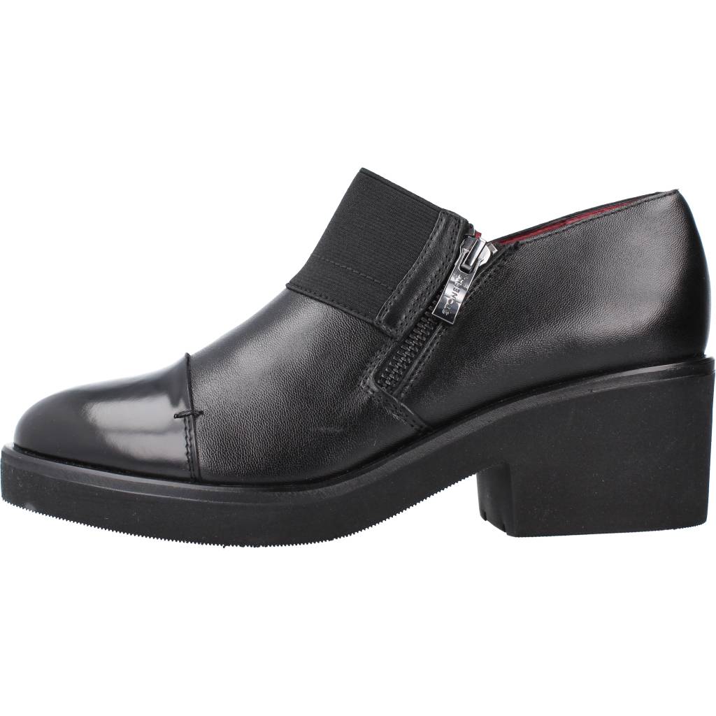 STONEFLY DANCY BRUSH OFF/NAPPA en color NEGRO (2)