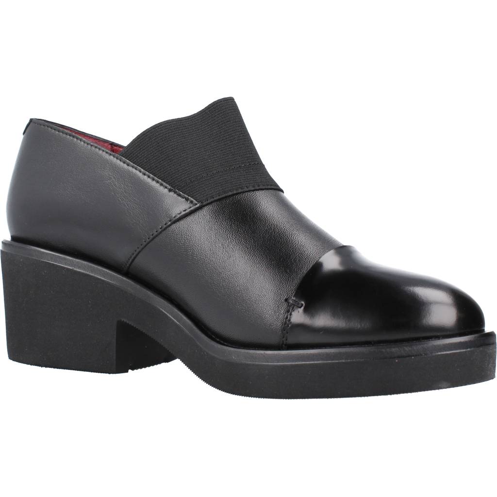 STONEFLY DANCY BRUSH OFF/NAPPA en color NEGRO (5)