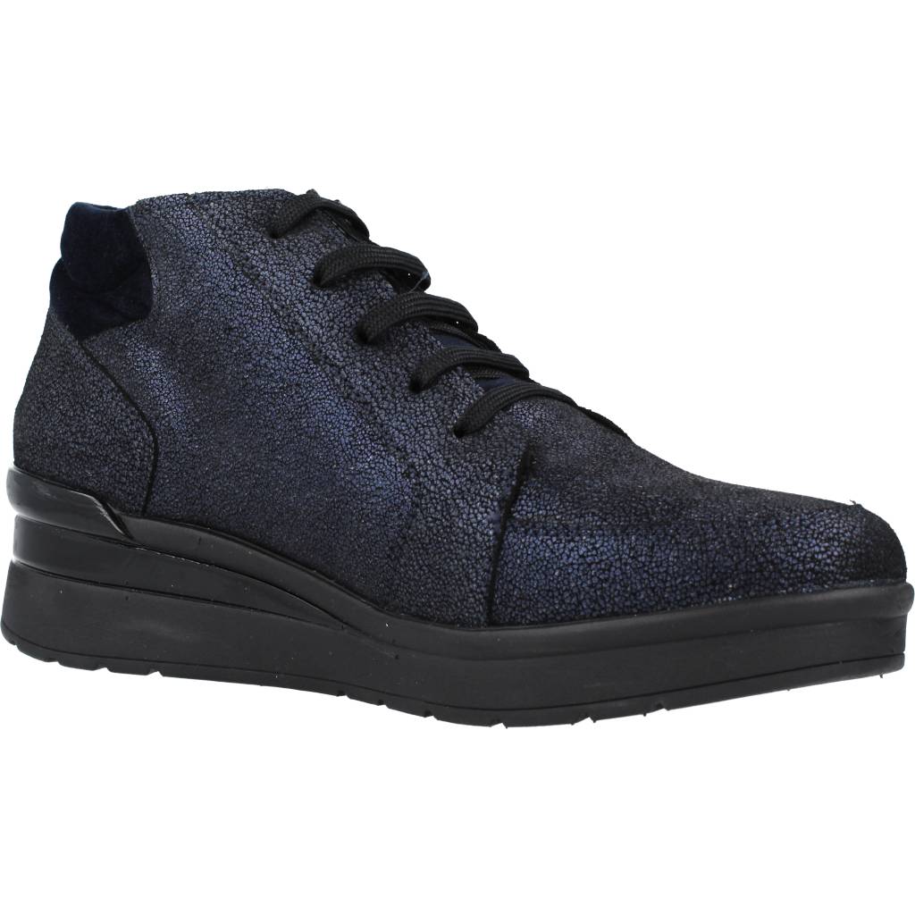 STONEFLY CREAM OUTDRY en color AZUL (5)