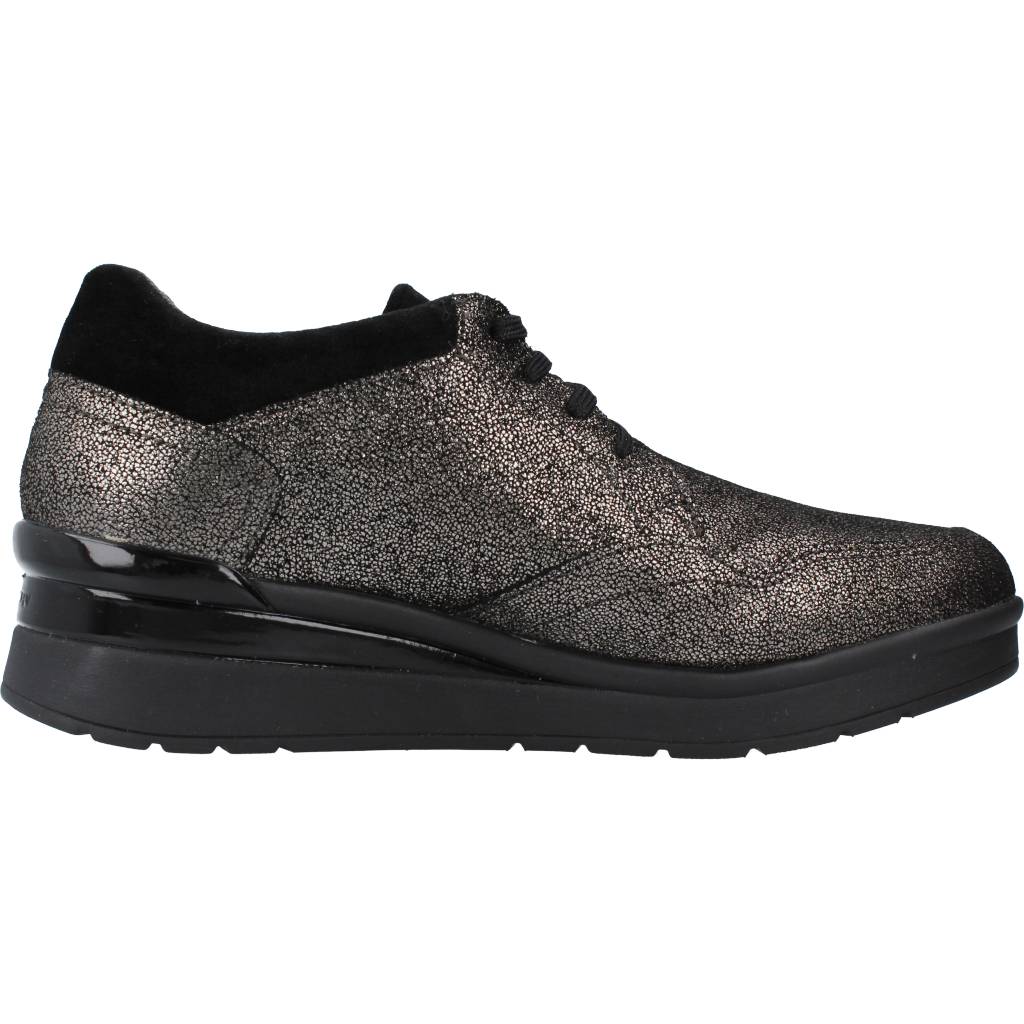 STONEFLY CREAM OUTDRY en color PLATA (4)