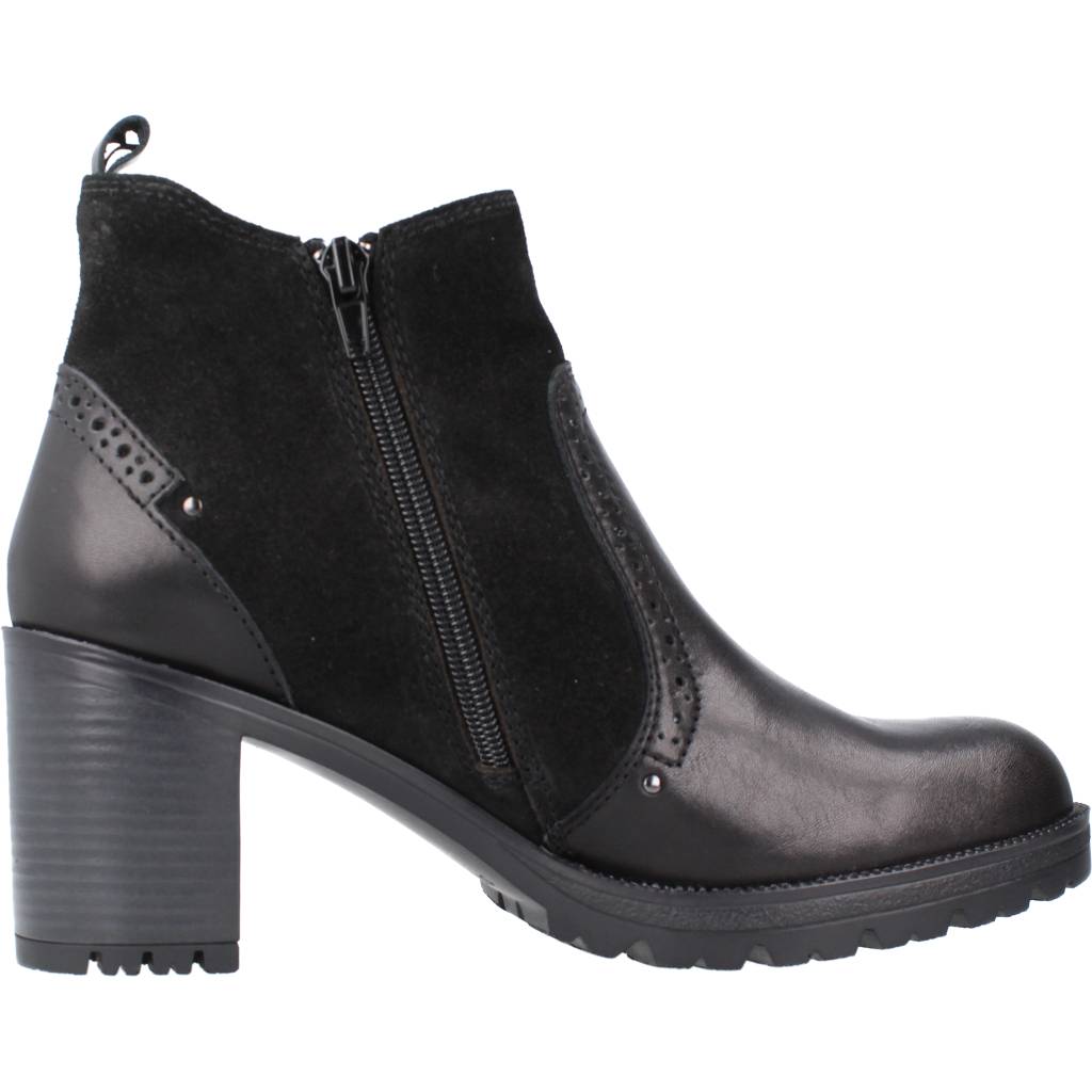 STONEFLY BLASY HDRY en color NEGRO (4)
