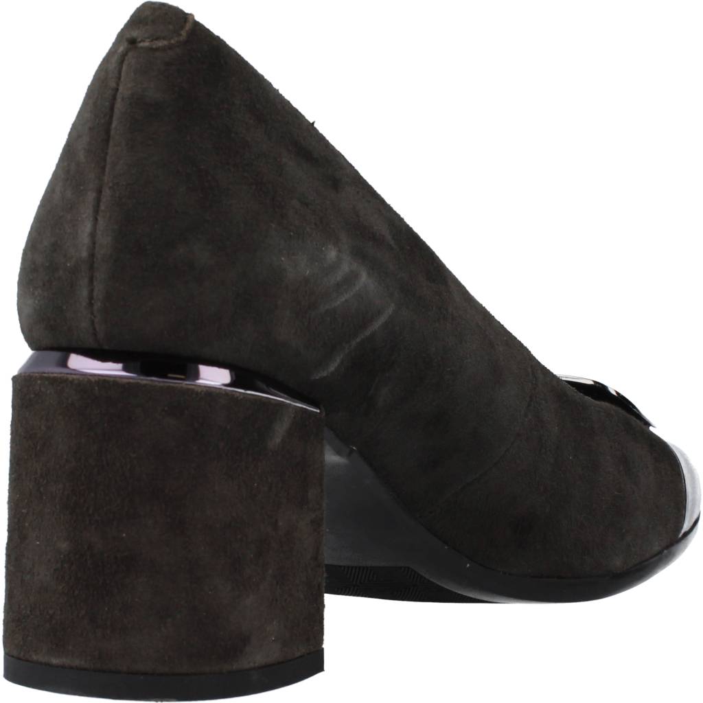 STONEFLY BRIDGET PATENT/GOAT SUEDE en color GRIS (3)