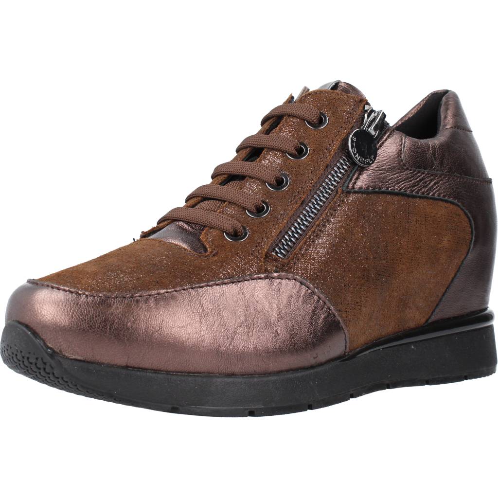 STONEFLY JACKIE en color MARRON (1)