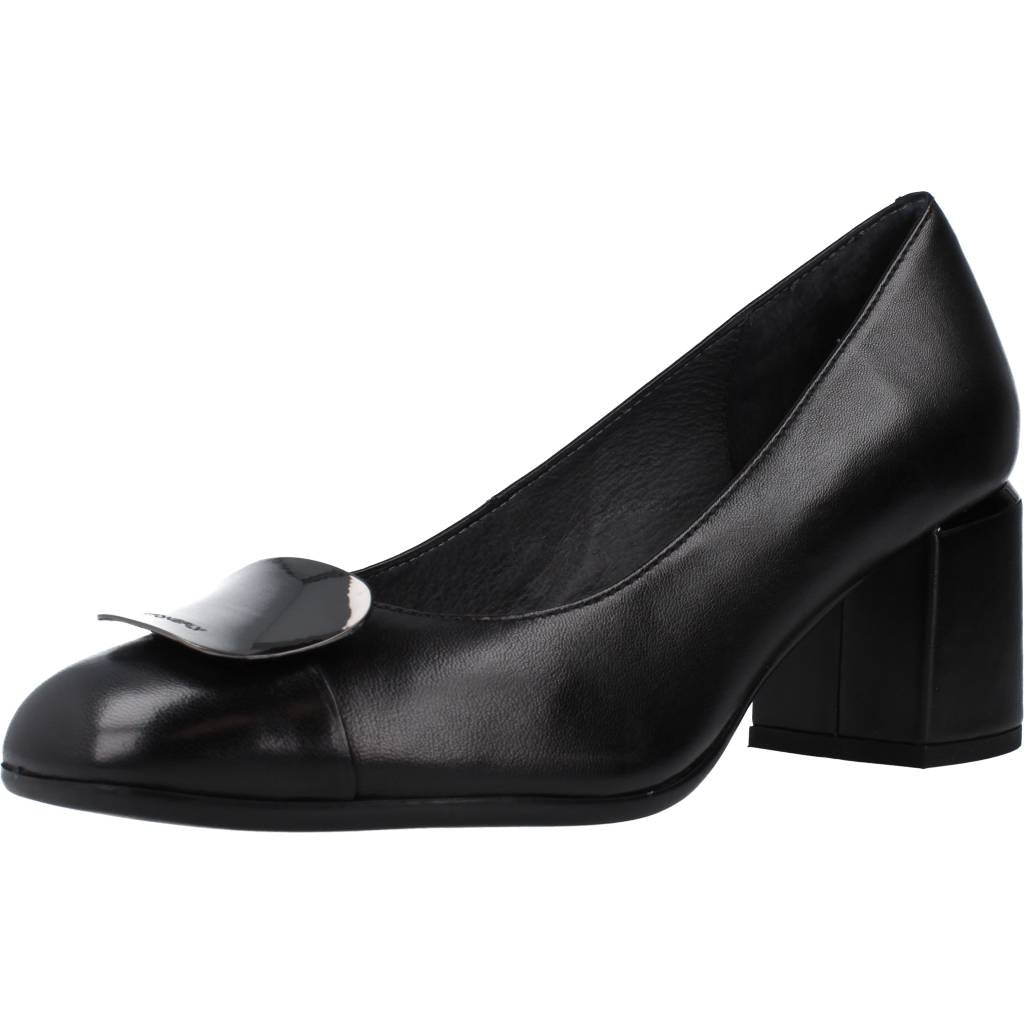STONEFLY BRIDGET NAPPA en color NEGRO (1)