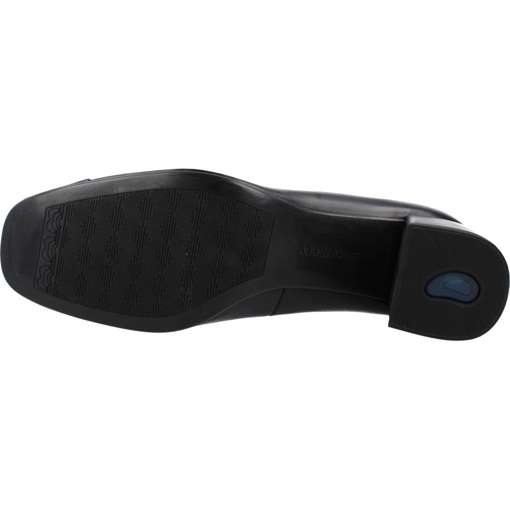 STONEFLY BRIDGET NAPPA en color NEGRO (6)