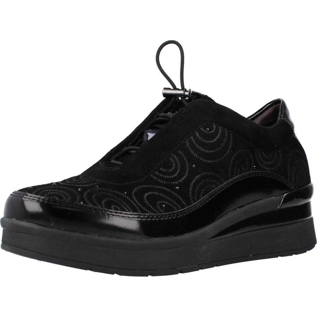STONEFLY CREAM GOAT SUEDE/SYNT LA en color NEGRO (1)
