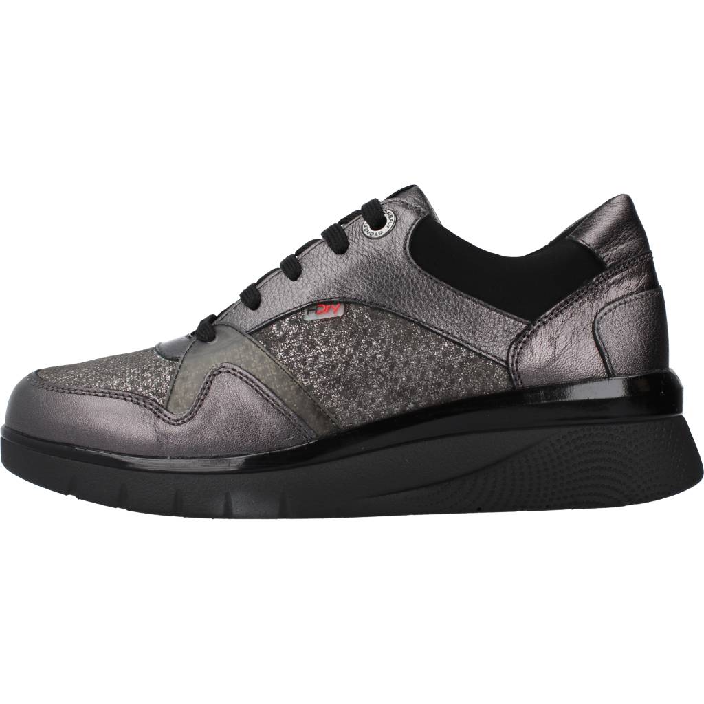 STONEFLY CLERYN HDRY LAMINATED LT en color PLATA (2)