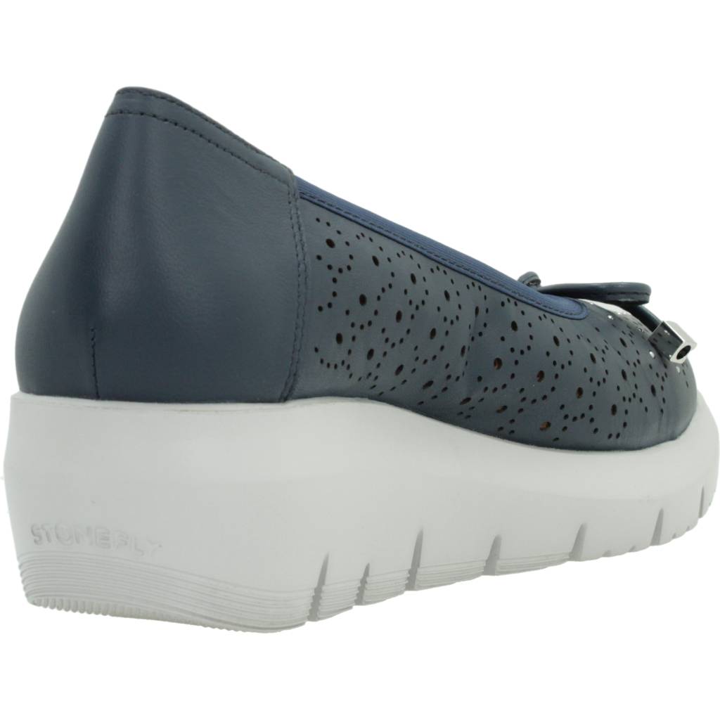 STONEFLY PLUME NAPPA LTH en color AZUL (3)