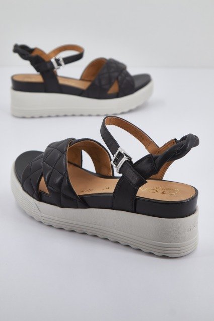 STONEFLY PARKY NAPPA LTH en color NEGRO (2)