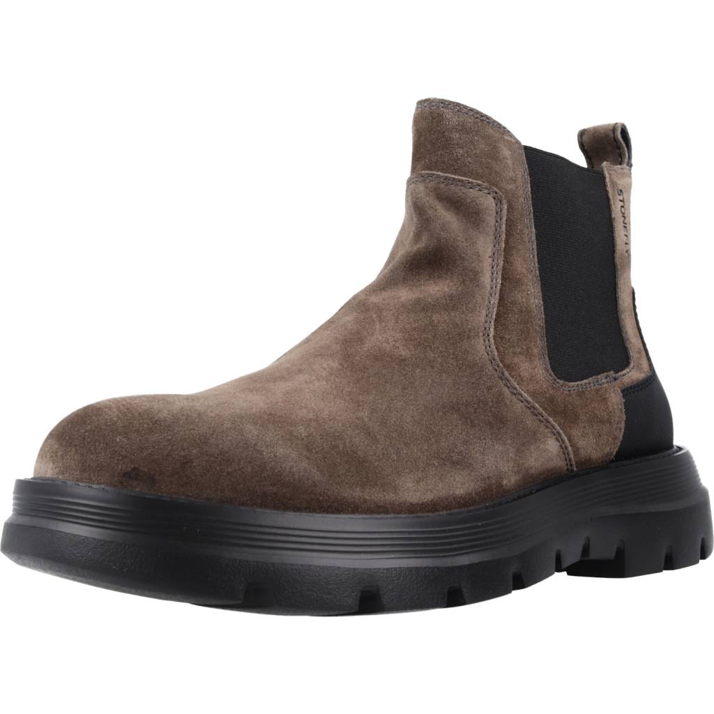 STONEFLY ATHENA VELOUR OIL en color MARRON (1)