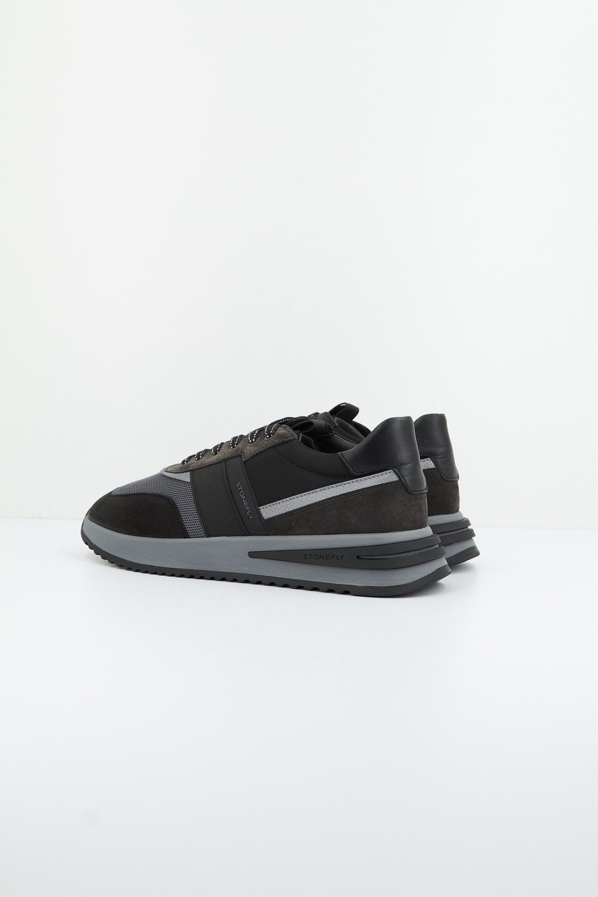 STONEFLY FLY GOAT en color GRIS (3)