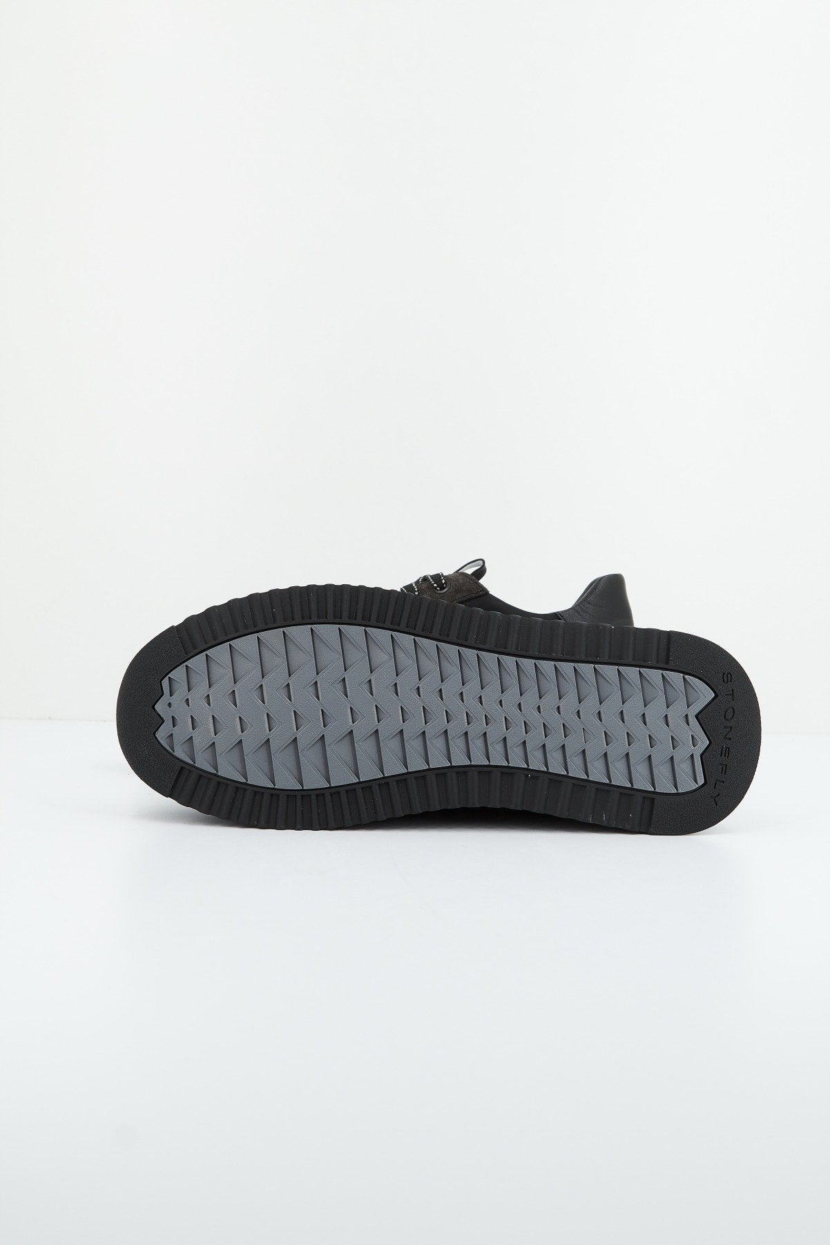 STONEFLY FLY GOAT en color GRIS (4)