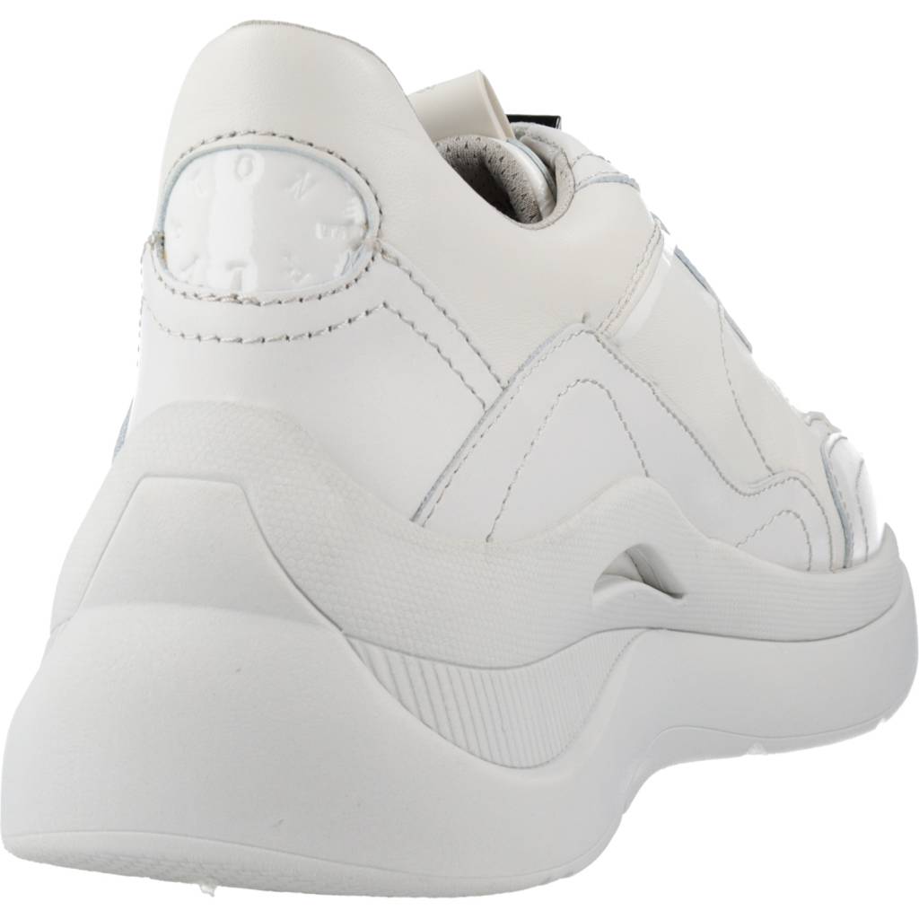 STONEFLY ROCHA CALF LTH en color NUDE (3)