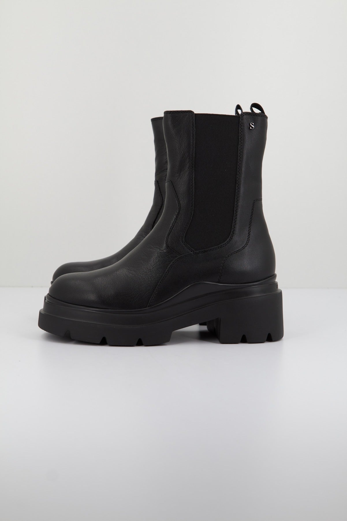 STONEFLY THAMI GOAT LTH en color NEGRO (1)