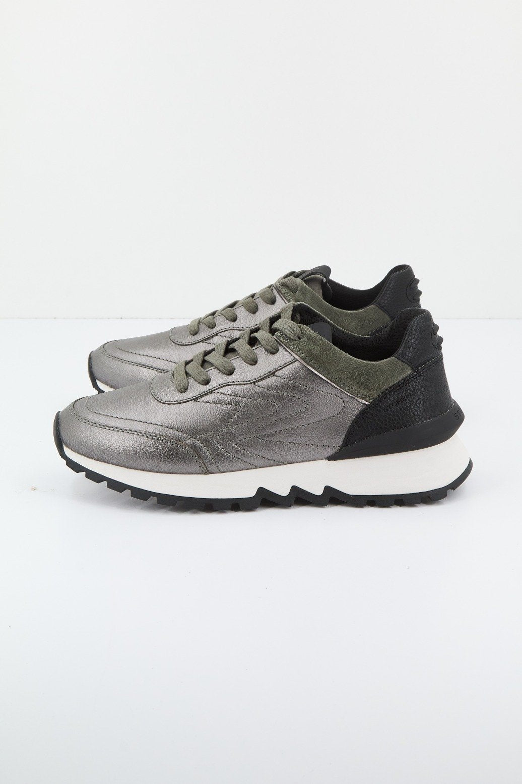 STONEFLY SIMPLY LADY LAMINATED LTH en color GRIS (2)